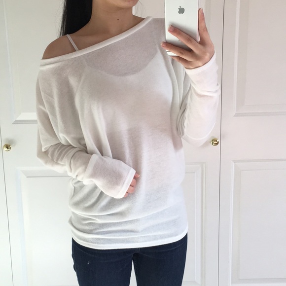 ❗️(LAST 2) SNOW - White Dolman Long Sleeve Blouse - Picture 4 of 8